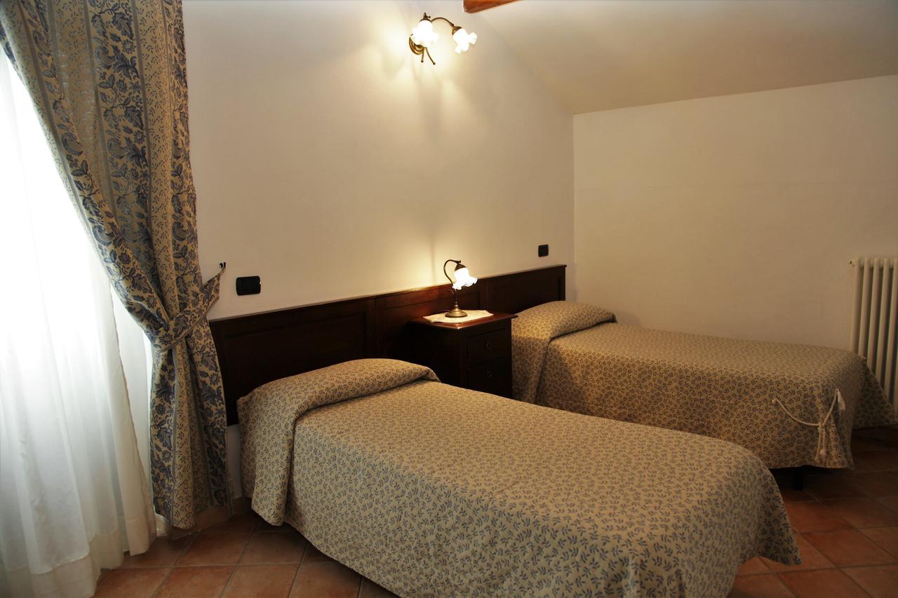 Hotel Il Ghiro Ovindoli Bagian luar foto