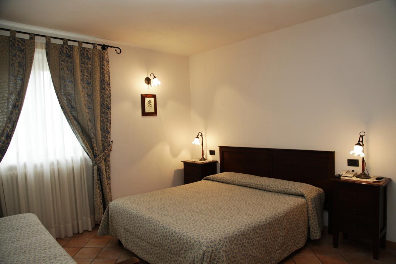 Hotel Il Ghiro Ovindoli Bagian luar foto